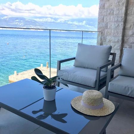 Lux Apartments Krasići Екстериор снимка